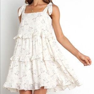 Floral baby doll smock style dress! Nwt!